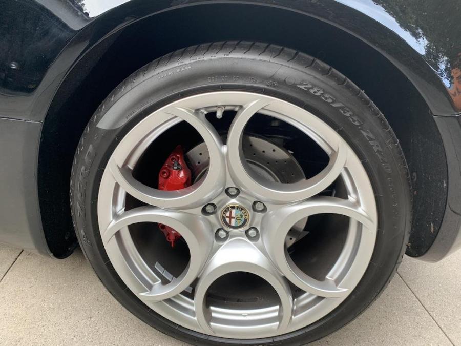 Колеса Alfa Romeo 8C Competizione 2008 года  (фото 49 из 143)